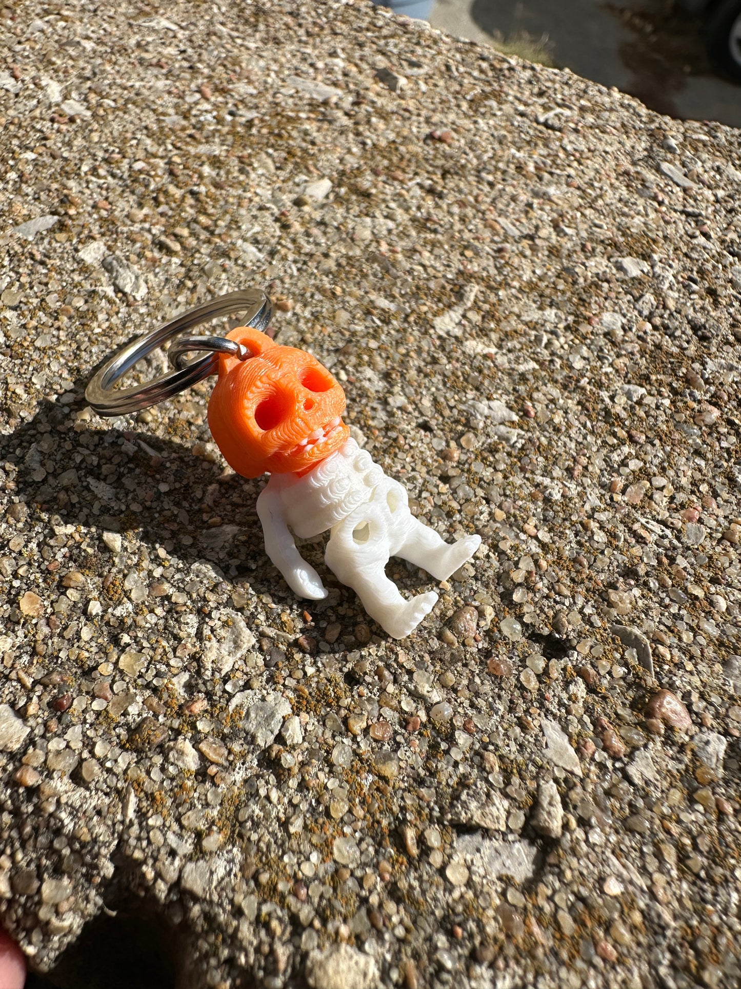 Pumpkin Skeleton - Keychain