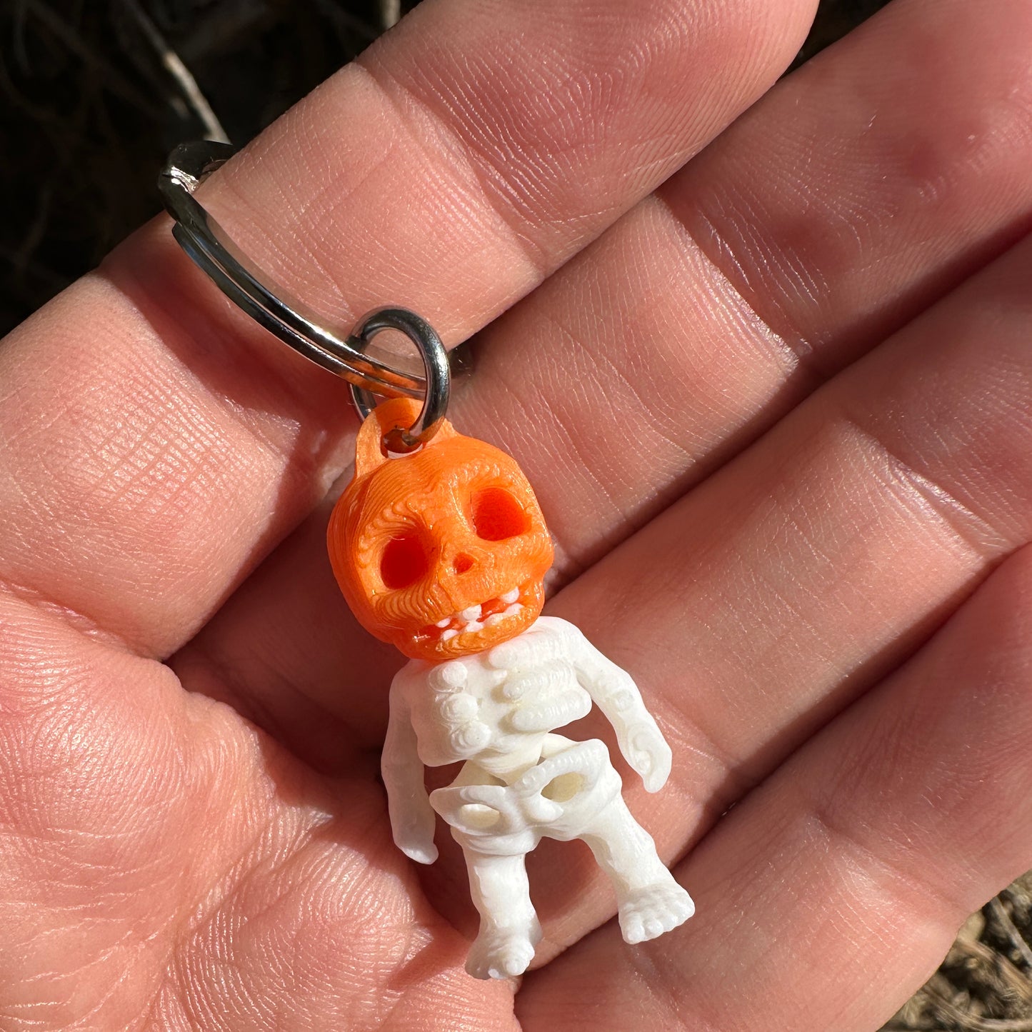 Pumpkin Skeleton - Keychain