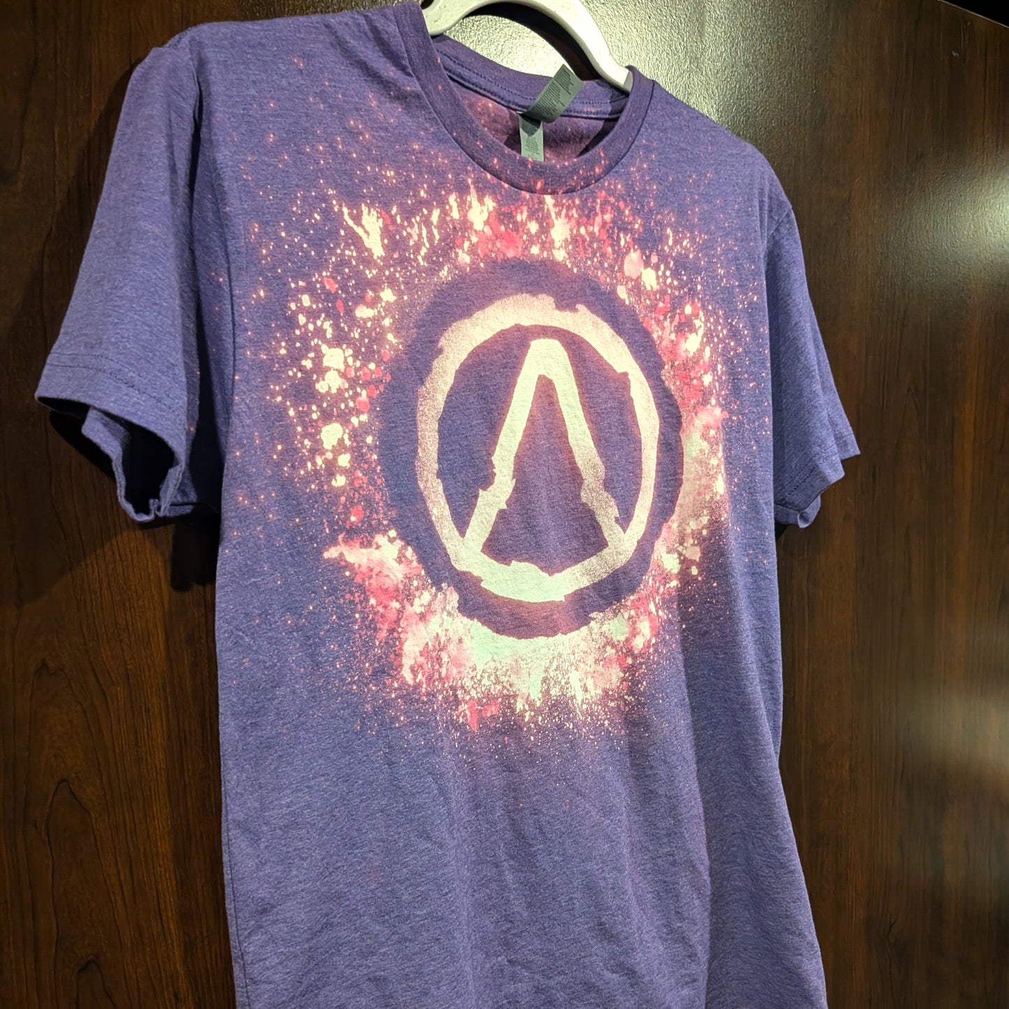 Borderlands Tee - Vault Symbol Shirt - Men / Unisex